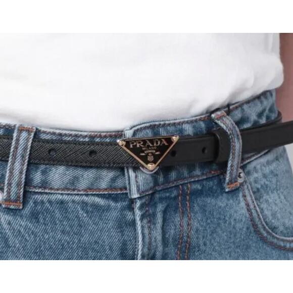 Prada Saffiano Womens Thin Plaque Logo Triangle Belt Black Leather 90 - Picture 2 of 6